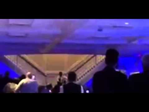 سي إم بانك ينشر جانبًا من حفل زفاف المصارع القزم هورن سواجل