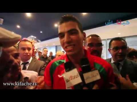 شاهد محمد ربيعي يهدي انتصاره إلى ملك المغرب