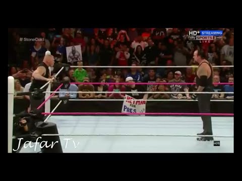 شاهد الجمهور يستقبل المصارع الأسطورة ستيف أوستن