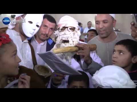 أجواء احتفالية في عاشوراء في حي سيدي بركات في بسكرة