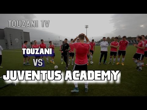 بالفيديو التوزاني يحرج نجوم دفاع يوفنتوس