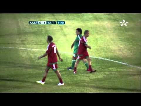 شاهد مارادونا يحرز هدفًا في مرمى نادر السيد في مباراة نجوم العالم