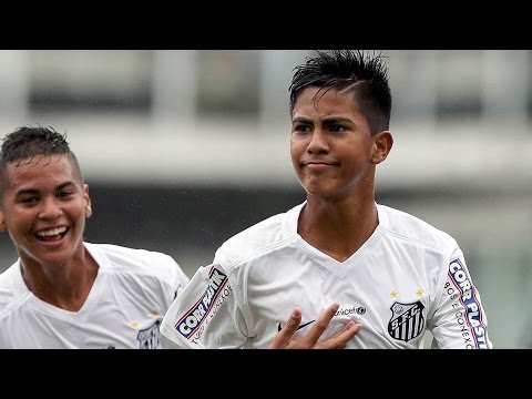 شاهد جوهرة سوداء جديدة تظهر في الملاعب البرازيلية