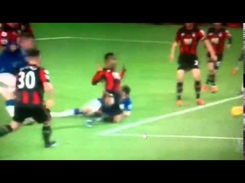 شاهد جماهير إيفرتون تتسبب في تعادل الفريق