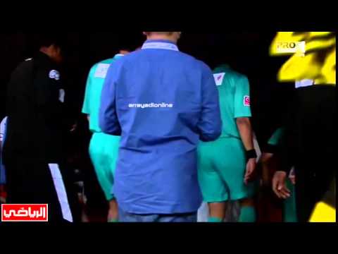 مشادة ساخنة بين مونتاري ومشجعي اتحاد جدة