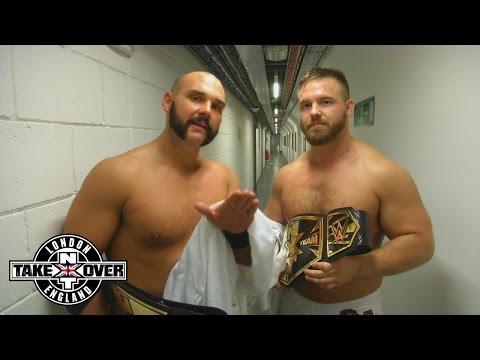 “داش” و”داوسون يؤكدا أنهما أفضل فريق مصارعة على كوكب الأرض