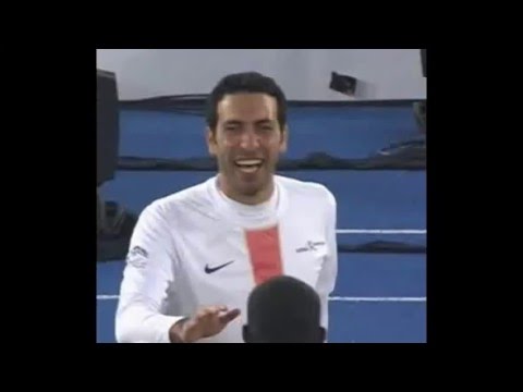 شاهد استقبال أسطوري لأبو تريكة في مباراة نجوم العالم