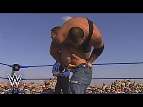 شاهد لقاء جون سينا وبيج شو في العراق عام 2003