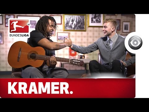 بوندزليجا تبدأ بطولة العالم للغناء مع كريستوف كرامر