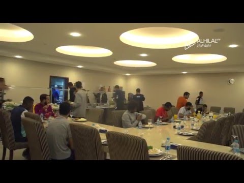 دونيس يطبق اليوم التدريبي الكامل في مقر نادي الهلال