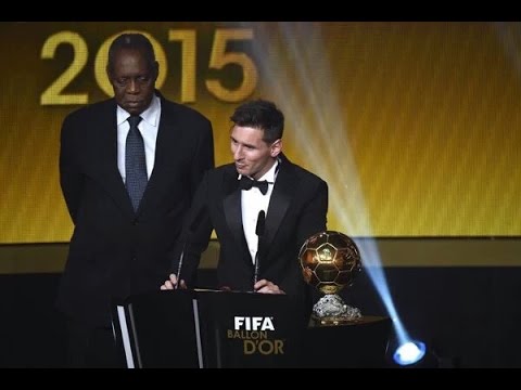 ميسي يفوز بالكرة الذهبية للمرة الخامسة‎