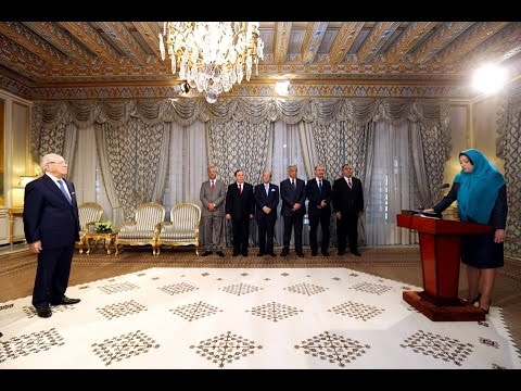 شاهد حقيقة ارتداء وزير الثقافة التونسية الحجاب