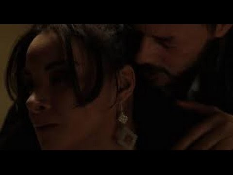 شاهد نبيل عيوش يدافع عن الزين لي فيك