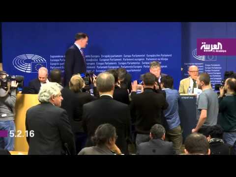 الأهلي يستبعد عماد متعب أمام الزمالك