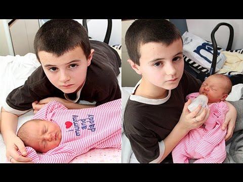 فيديو أصغر أب في العالم عنده 13 سنة