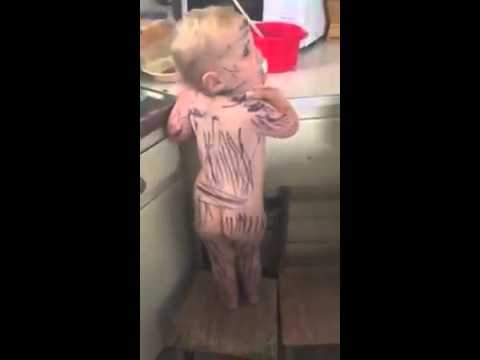 فيديو 10 ملايين مشاهدة لفتاة تحول أختها الصغيرة لحمار وحشي