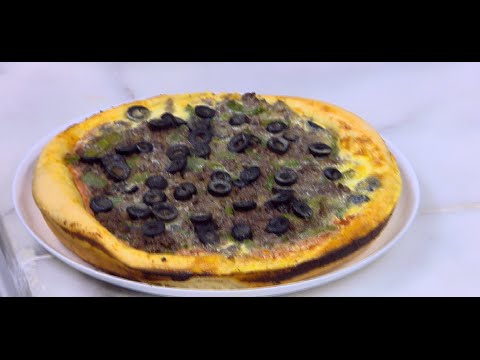 طريقة عمل بيتزا مع صوص الجبنة الشيدر