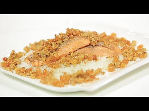 بالفيديو طريقة عمل سلمون فيليه بصوص الزبيب و الجوز