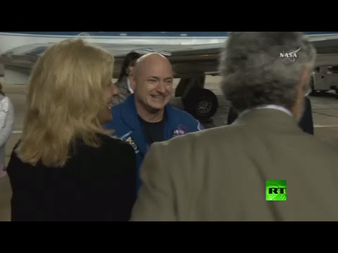 شاهد رائد أميركي يعود إلى الأرض