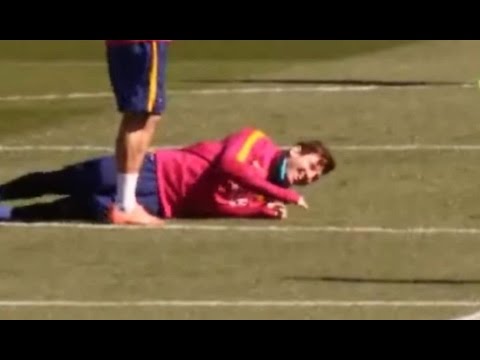 شاهد موقف محرج للأرجنتيني ميسي خلال تدريبات البارسا