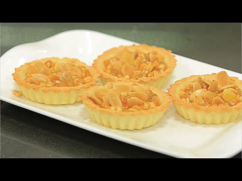 تعلمي عمل تارت معمر باللوز والزبيب