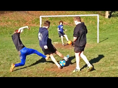 أطرف 5 سقطات للهواة بملاعب كرة القدم  في أسبوع