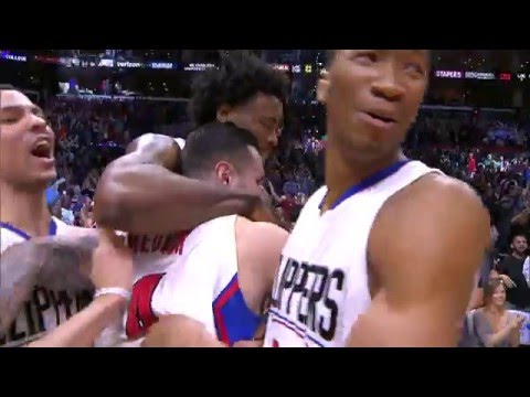 شاهد أفضل 10 لاعبين خلال الأسبوع في دوري السلة الأميركي