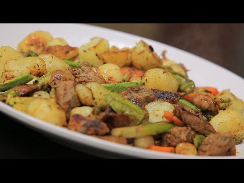 بالفيديو طريقة عمل مكعبات لحمة بالخضار