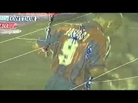 اللقاء الأول للظاهرة رونالدو مع برشلونة ضد أتلتيكو مدريد