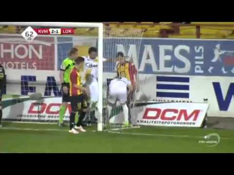 بالفيديو شاهد حارس مرمى بدرجة “مقاتل”