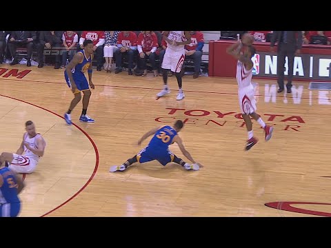 بالفيديو لحظة إصابة ستيفن كوري في الركبة