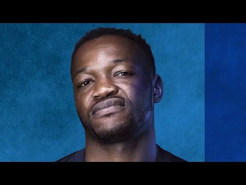 قميص نادي أولمبيك مارسيليا الفرنسي يشبه برشلونة