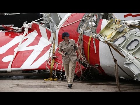 العثور على الصندوق الأسود الثاني لطائرة آسيا